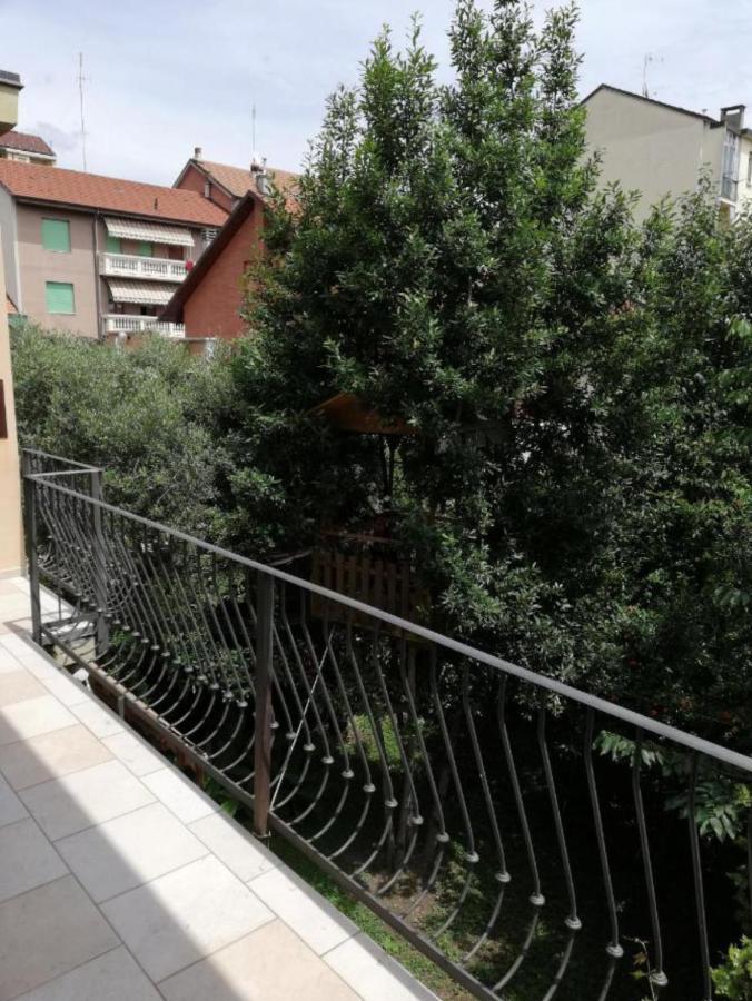 Ferienwohnung Yellow House Turin Exterior foto